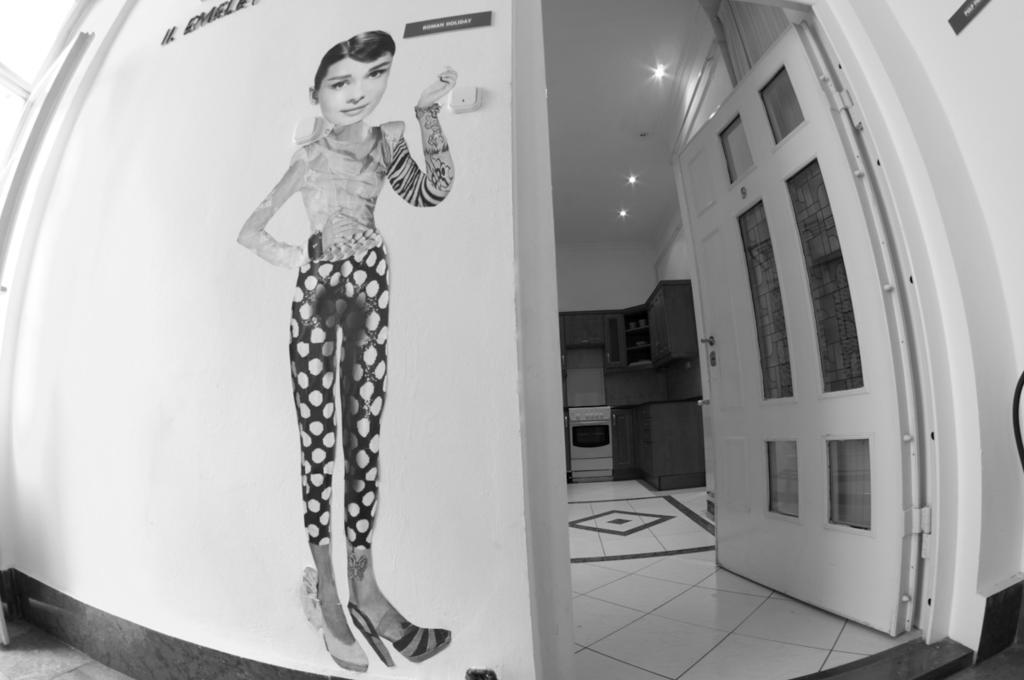 11Th Hour Cinema Hostel Budapest Bilik gambar
